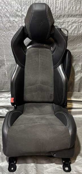 2020-2025 Chevrolet C8 Corvette Stingray GT2 Bucket Seats / Pair / Black Leather / Suede *DAMAGE* / C8002 - Image 20