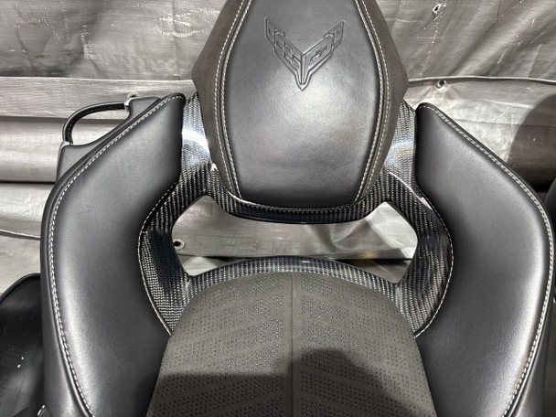 2020-2025 Chevrolet C8 Corvette Stingray GT2 Bucket Seats / Pair / Black Leather / Suede *DAMAGE* / C8002 - Image 3